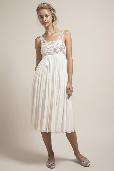 OY6901 A Perfect Elopement or Wedding Reception Dress Saja Wedding OY6901 A Perfect Elopement or Wedding Reception Dress Saja Wedding