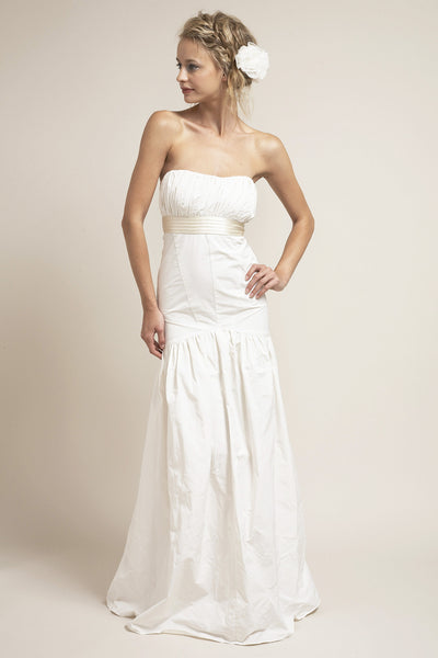 SH6260 Classic Fitted Strapless Wedding Dress