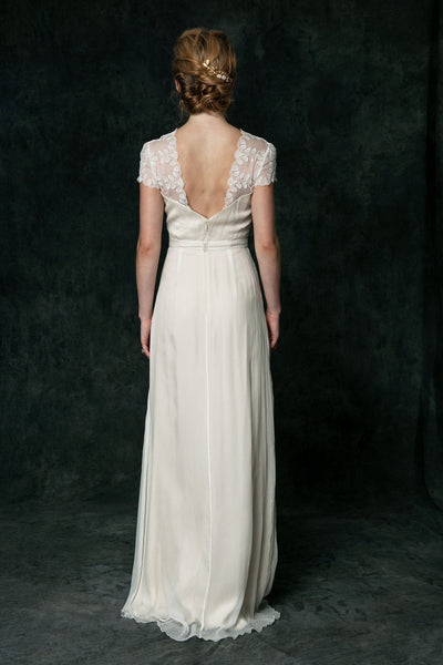 LD6015 A Perfect Alternative Wedding Dress